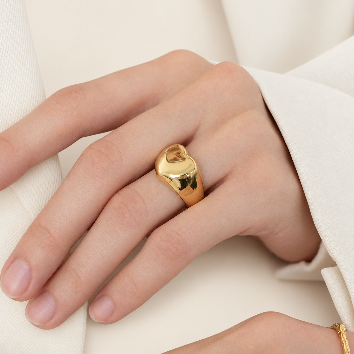 Gold Chain Detail Ring — warm ivory background