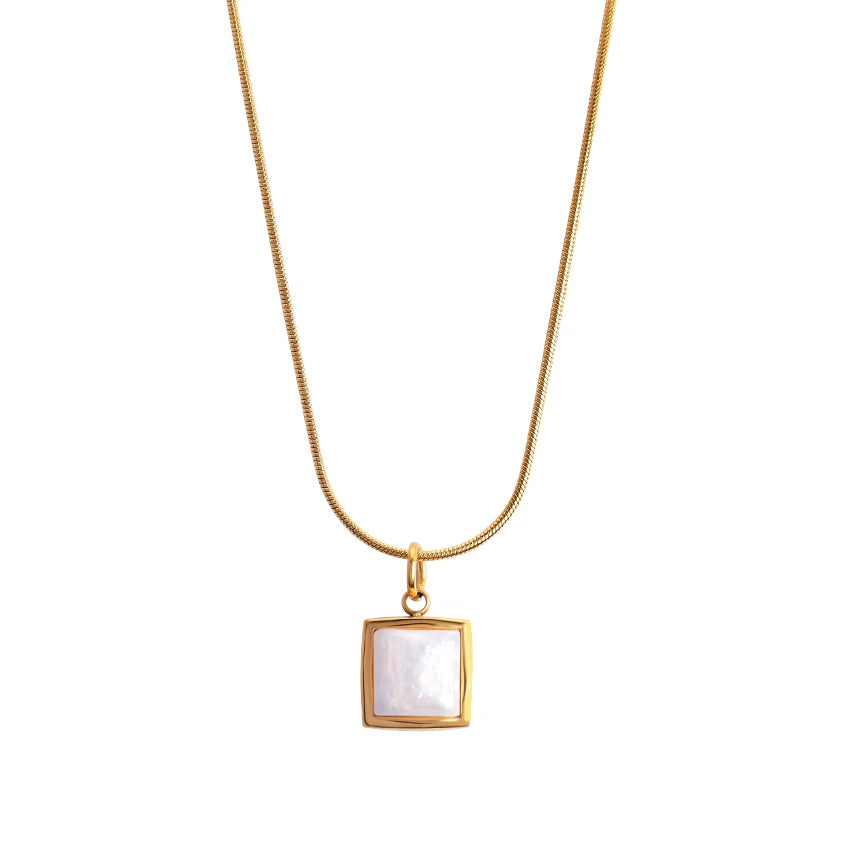 White Shell Square Necklace product image