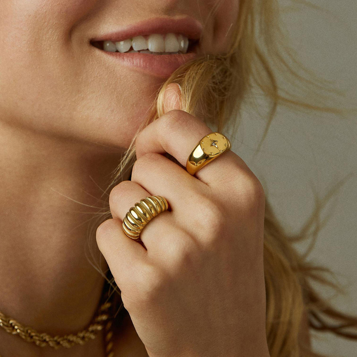 Ribbed Gold Signet Ring product image